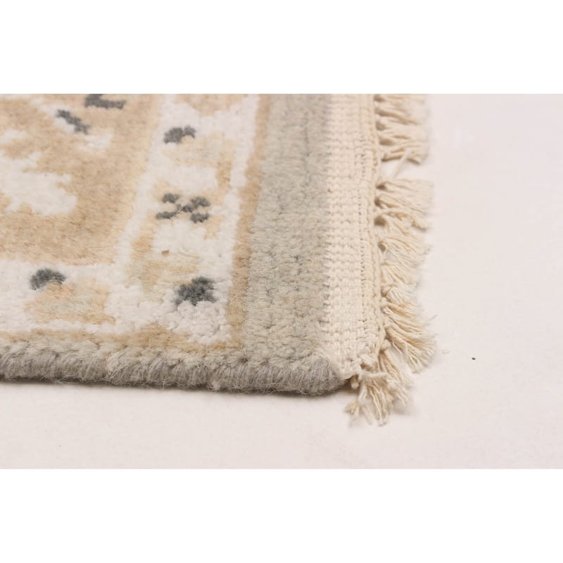 ECARPETGALLERY Hand-knotted Royal Oushak Light Grey Wool Rug - 4'0 x 6'2