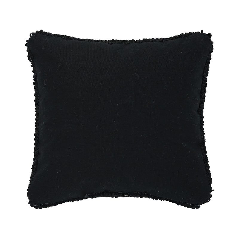 Skull Halloween Hooked Throw Pillow