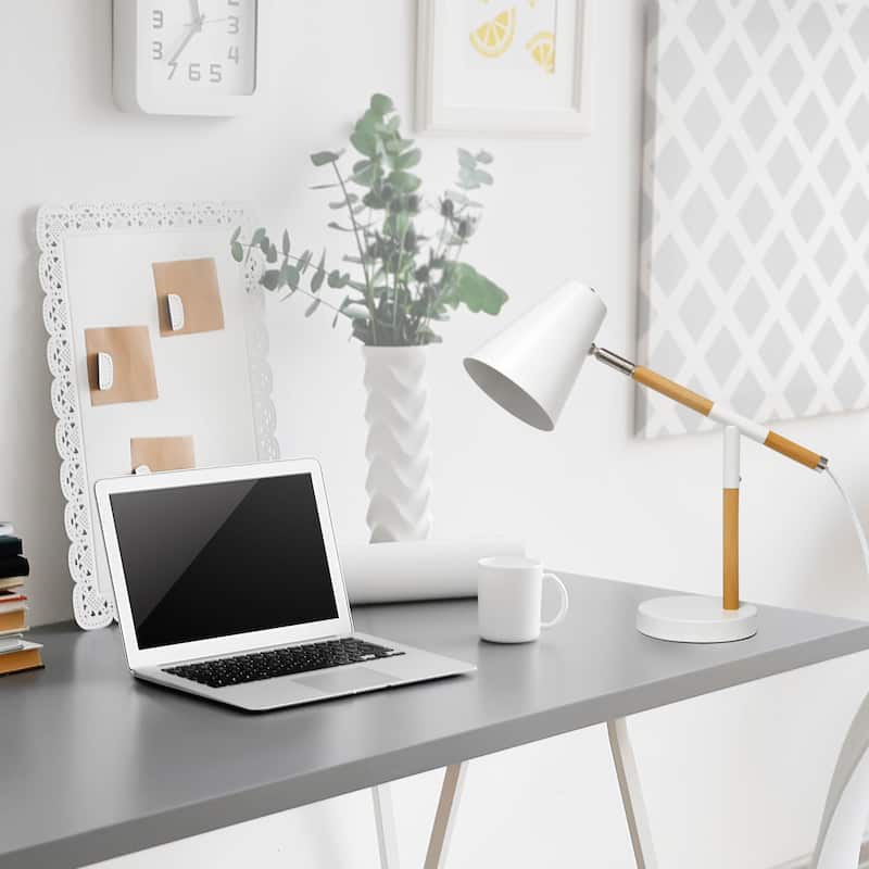 Simple Designs Matte and Wooden Pivot Desk Lamp - 16.13 X 5.50 x 15.50 (L x W x H)