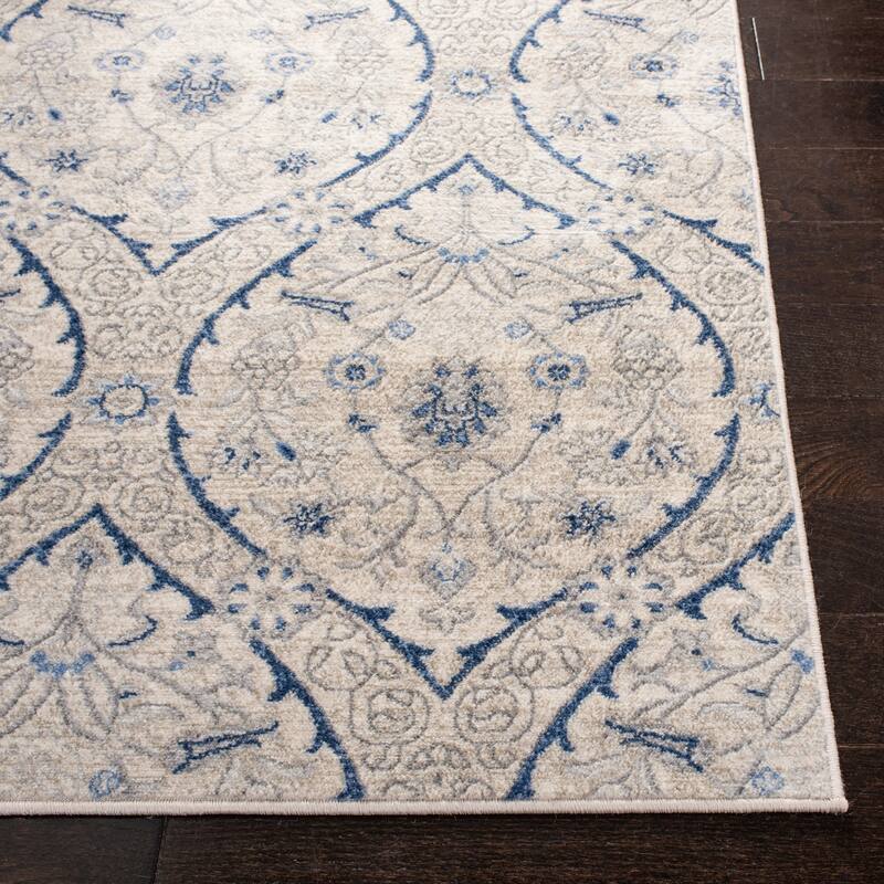 SAFAVIEH Brentwood Rosalba Traditional Oriental Rug