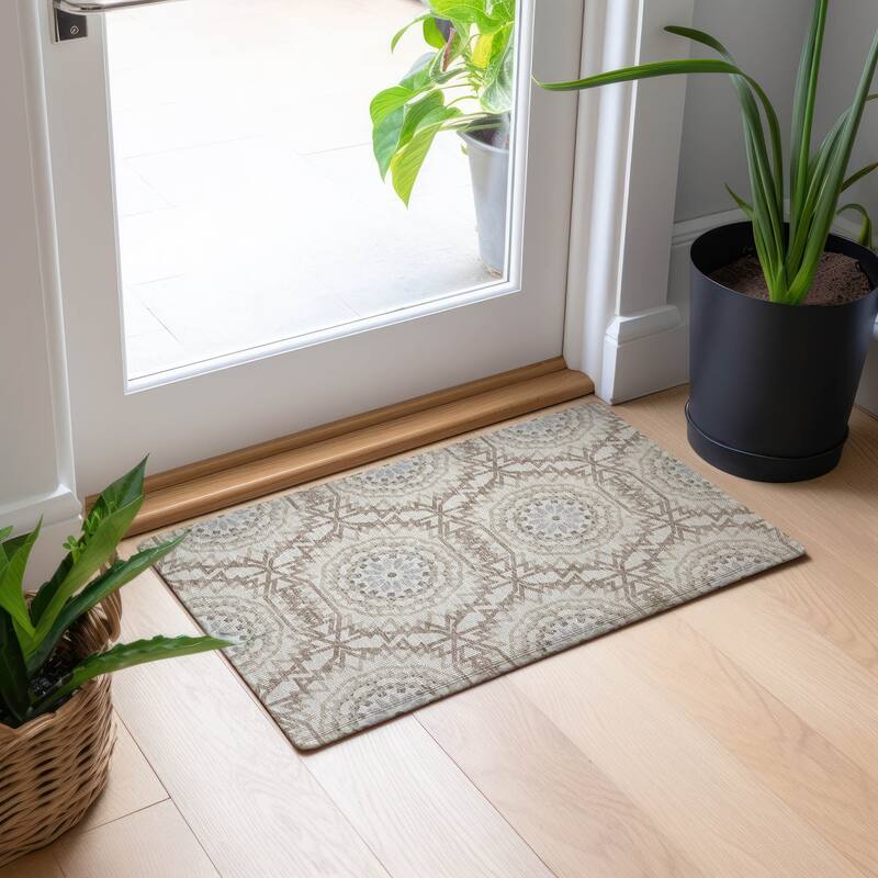 Machine Washable Indoor/ Outdoor Chantille Boho Moroccan Rug - Ivory - 1'8" x 2'6"