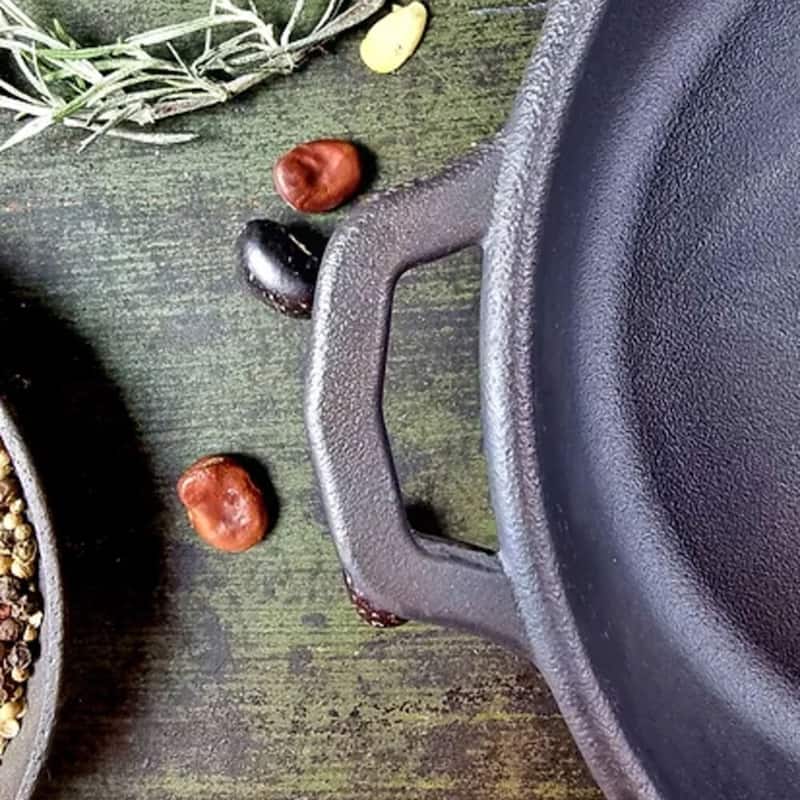 Cast Iron Frying Pan Brazier w/ Wooden Handle with Glass Lid