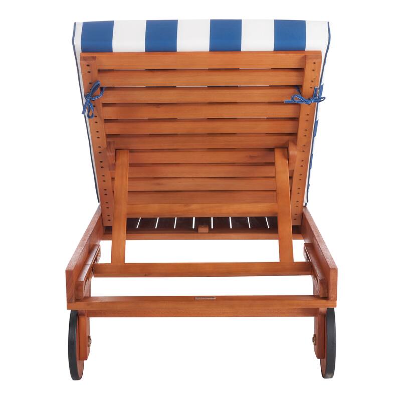 SAFAVIEH Outdoor Aubrie Adjustable Chaise Lounge Chair with Wheel.