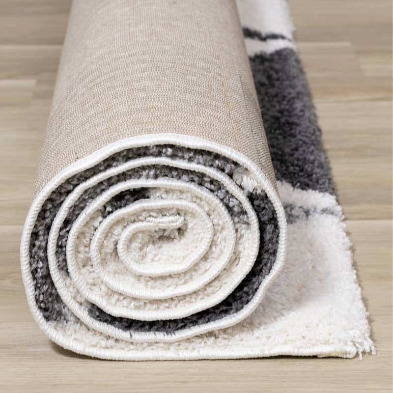 Fairmont Collection - White/Gray Striped Triangles Rug
