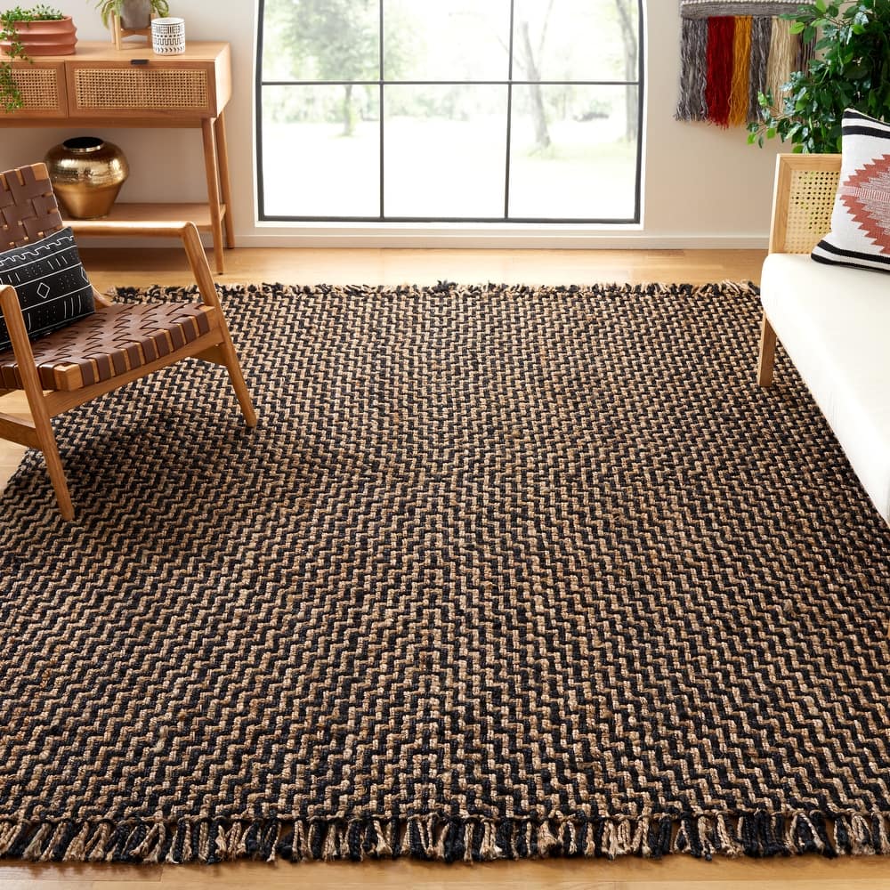SAFAVIEH Natural Fiber Clotilda Casual Jute Rug