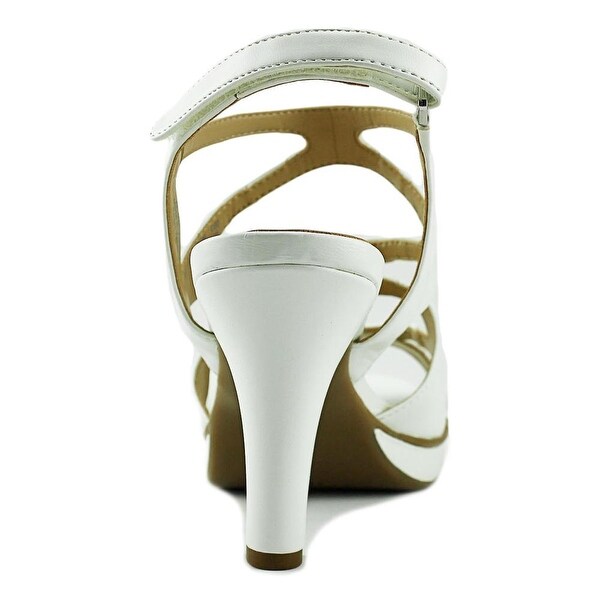 naturalizer dianna sandal white