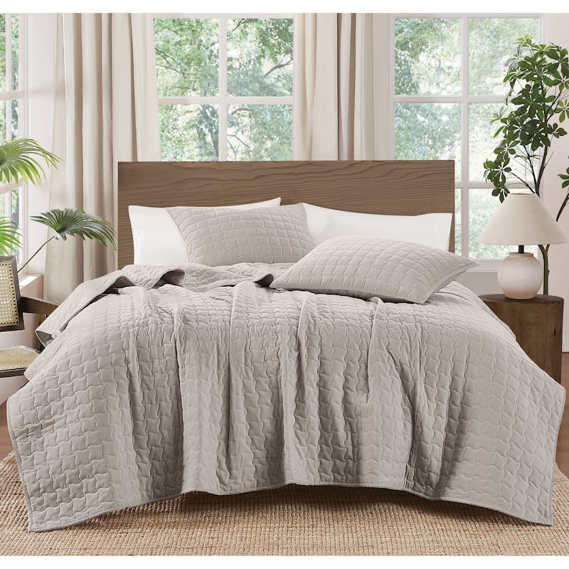 Brooklyn Loom Matte Cotton Velvet Wavy Square Quilt Set