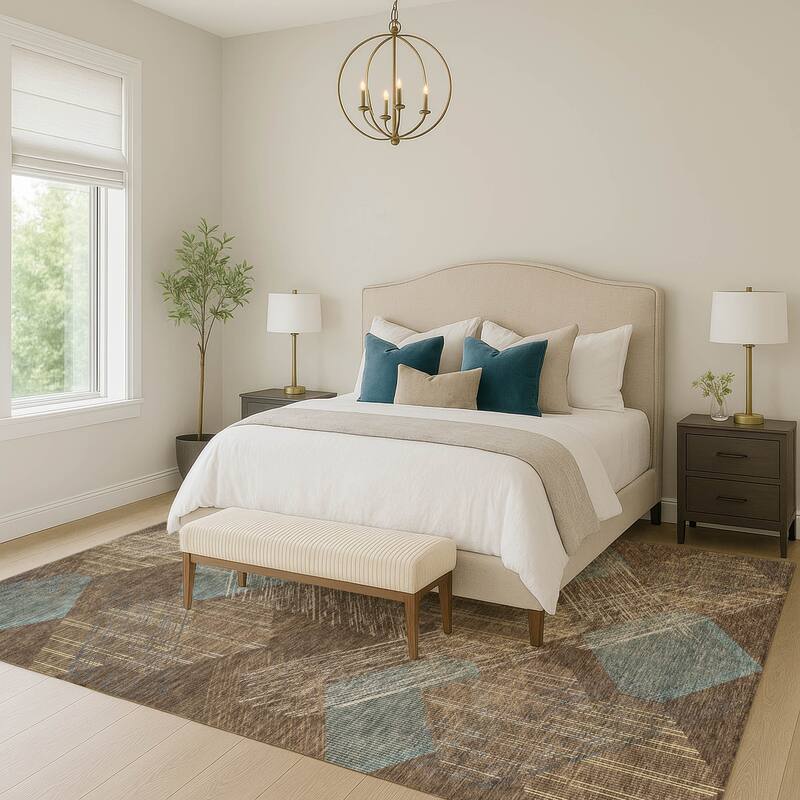 Machine Washable Indoor/ Outdoor Modern Hotchkiss Chantille Rug