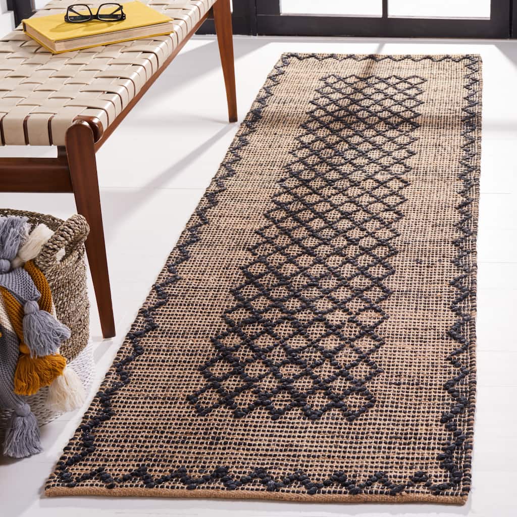 SAFAVIEH Flatweave Natural Fiber Anastazia Geometric Jute Rug