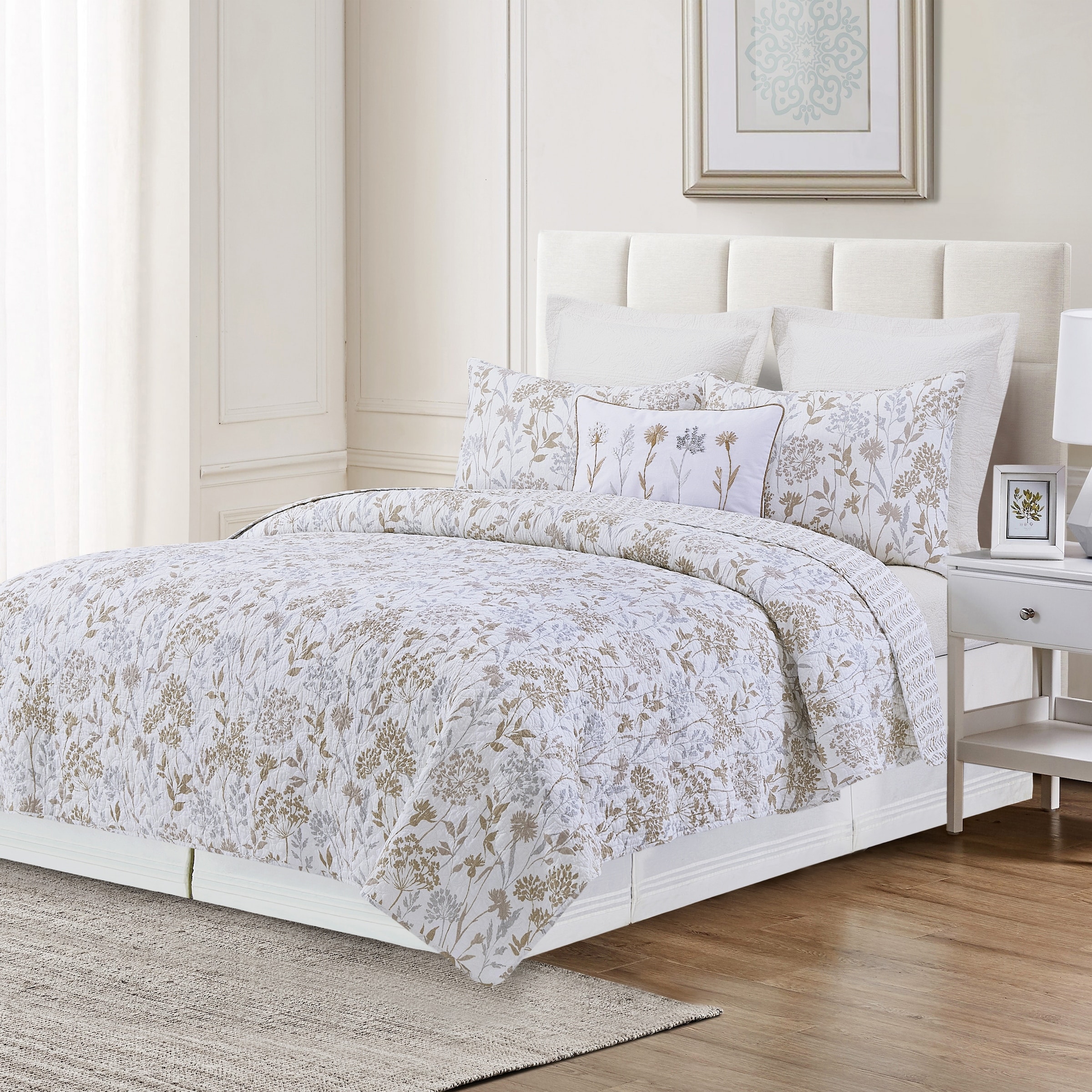 Carmella Fields Cotton Blend Quilt Bedding Set