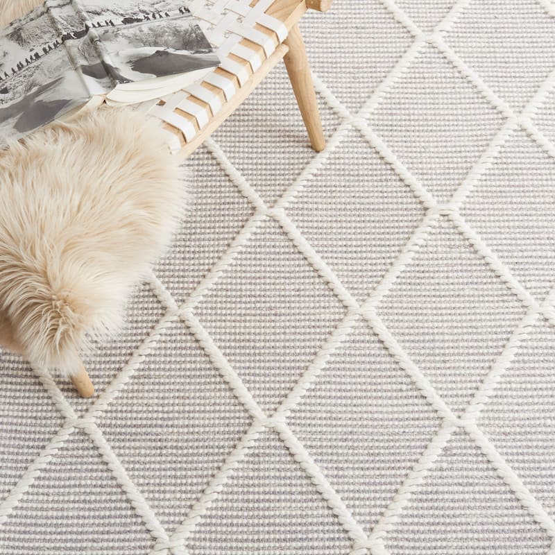SAFAVIEH Handmade Natura Rachida Boho Wool Rug