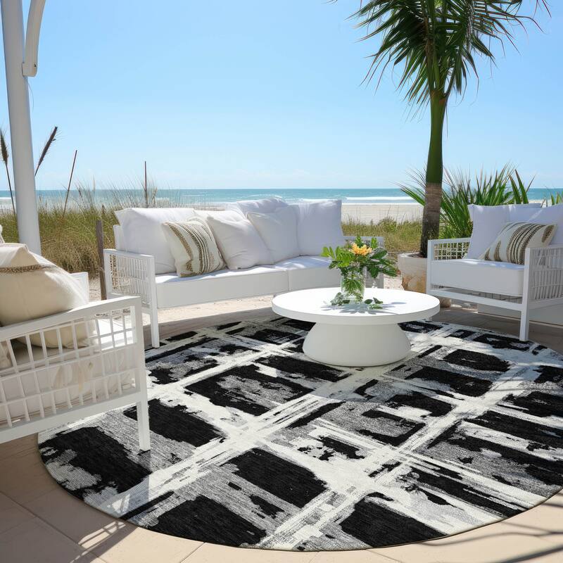 Machine Washable Indoor/ Outdoor Chantille Contemporary Abstract Rug - Black - 8' x 8'