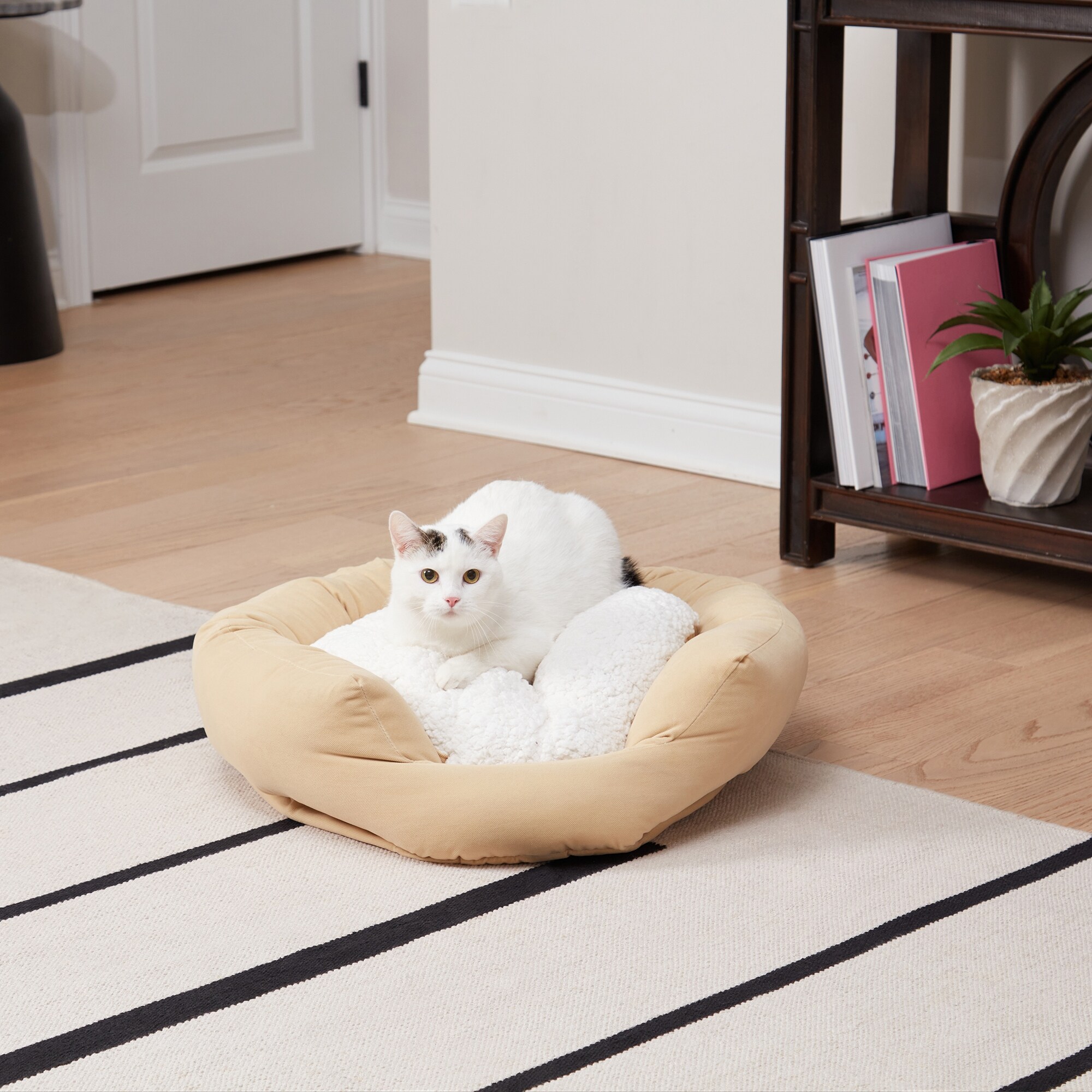 Sherpa cat bed sale