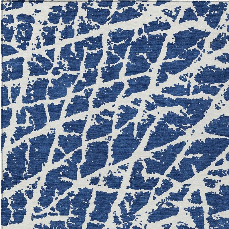 Nari Unique Abstract Weather Resistant Timeless Fusion Round Outdoor Rug