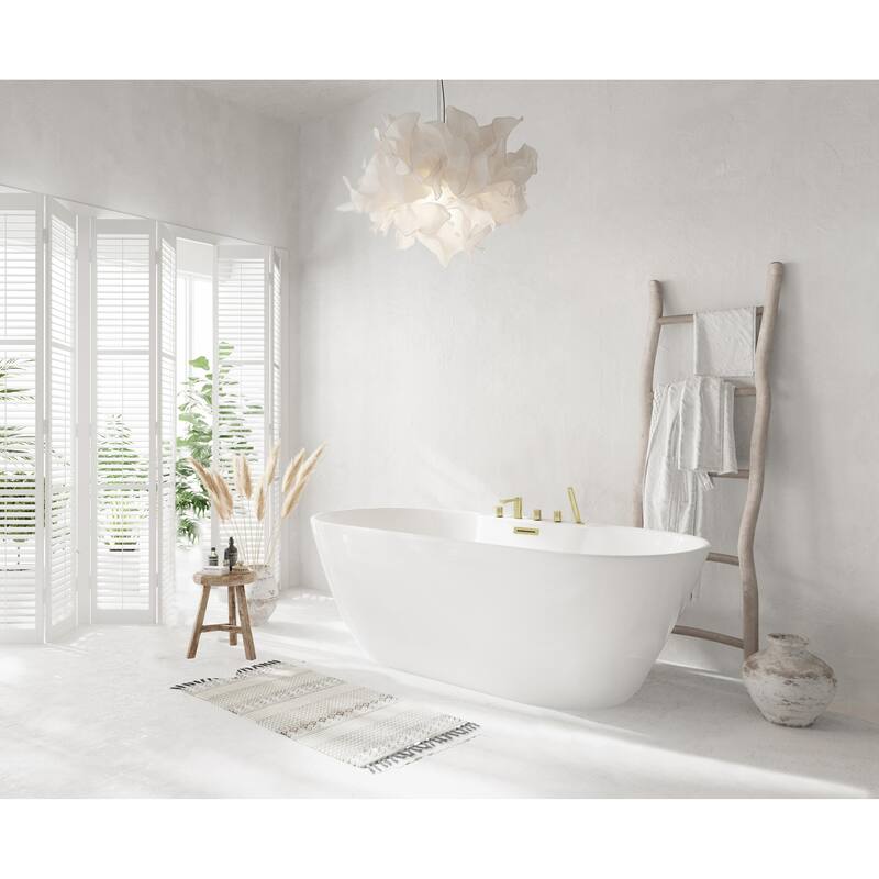Nicolette Bathtub in Glossy White