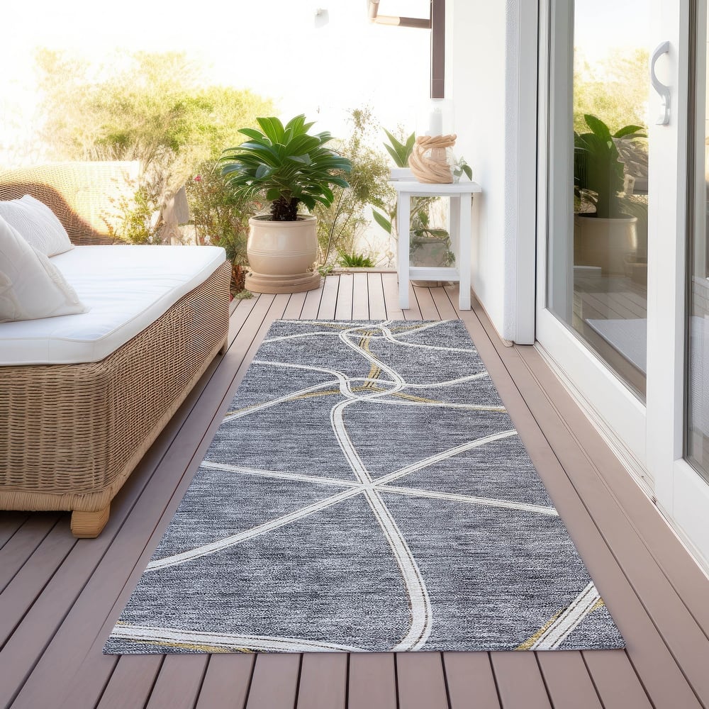 Machine Washable Indoor/ Outdoor Contemporary Links Chantille Rug