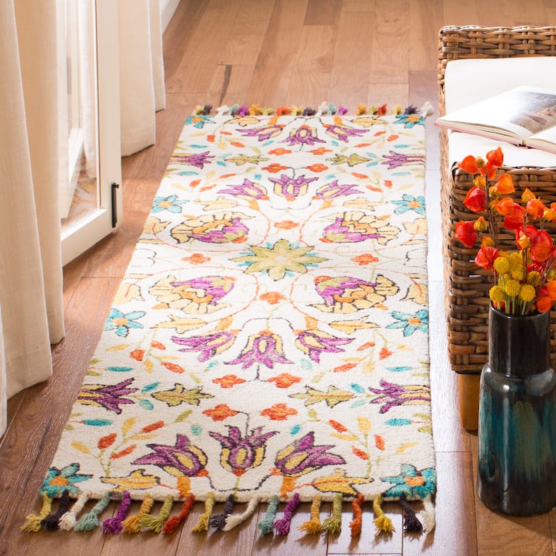 SAFAVIEH Handmade Aspen Chien Boho Tribal Wool Rug - 2'3" x 7' Runner - Ivory/Purple
