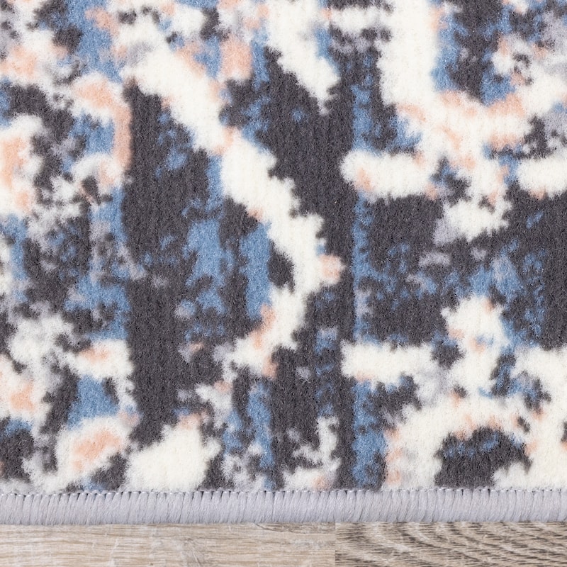 Florence Collection - Pink/Cream Patchwork Rug - 4'7" x 6'7"