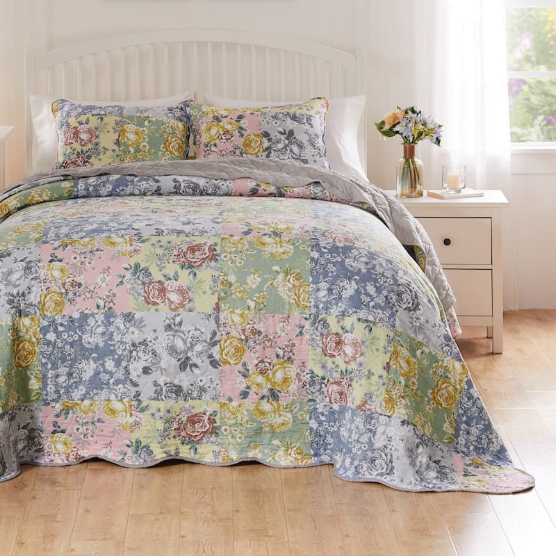 Greenland Home Fashions Emma Patchwork Floral Print Cotton Quilt Set - Oversized Queen