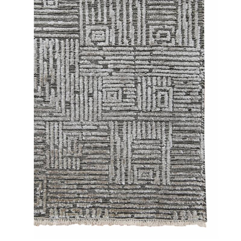 Quartz Desoto Modern & Contemporary Geometric Hand-Knotted Area Rug