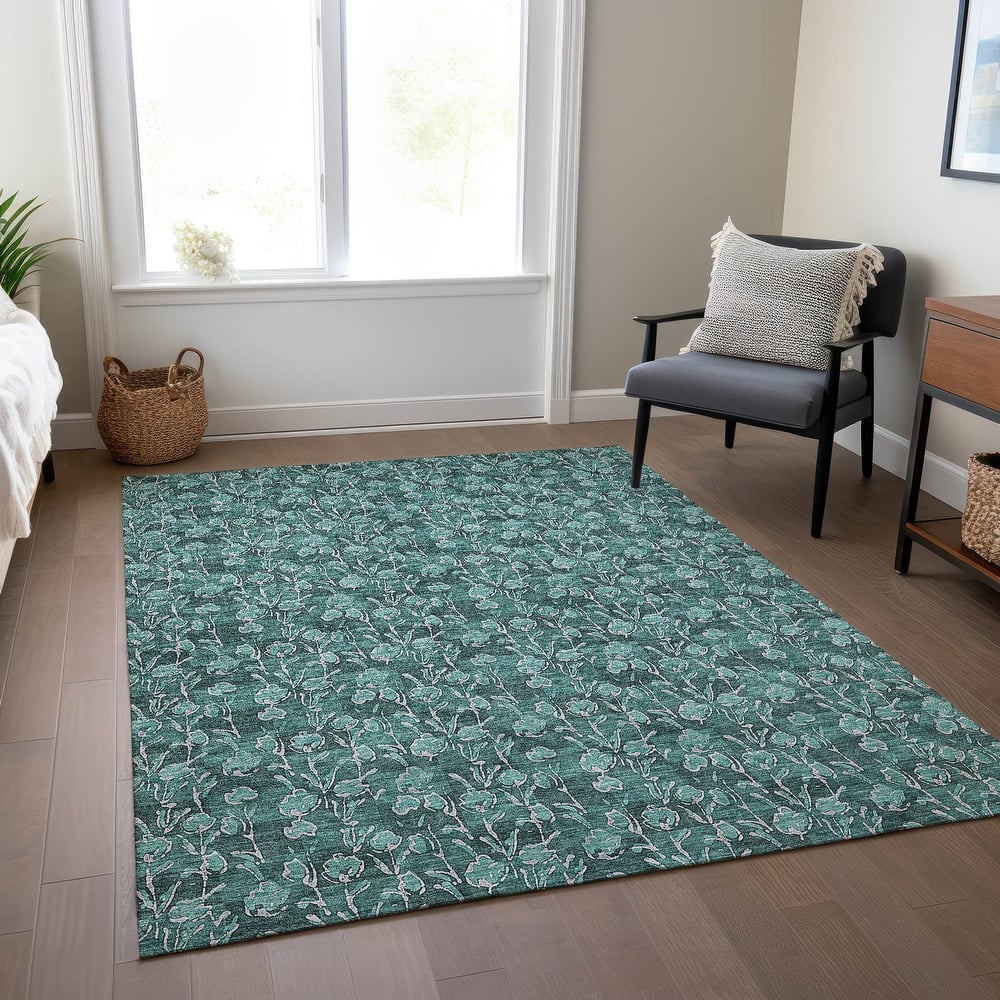 Machine Washable Indoor/ Outdoor Chantille Modern Floral Impressions Rug