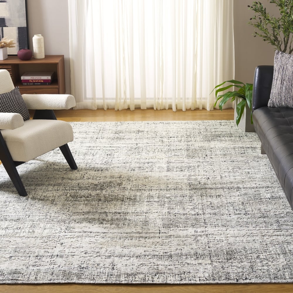 SAFAVIEH Handmade Bedford Milva Viscose Rug