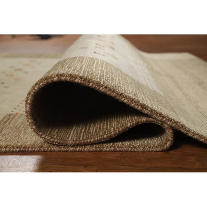 Hand Knotted Oriental 100% Wool Carpet Tribal Tribal Beige & Ivories Gabbeh Area Rug - 7' 6'' X 5' 5''