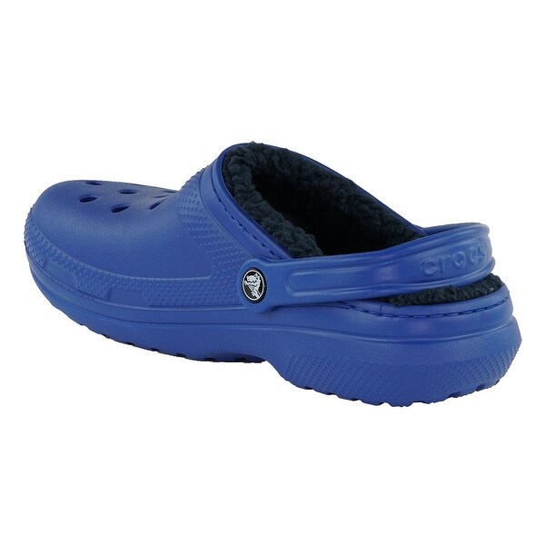 white crocs fuzz