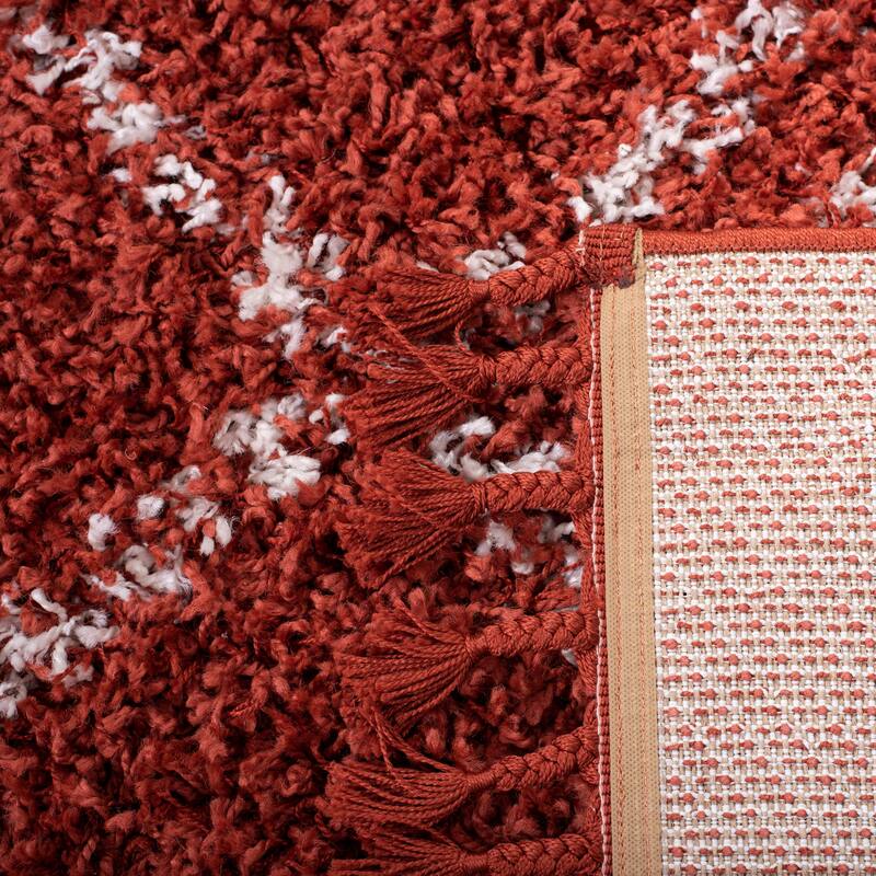 SAFAVIEH Pro Lux Shag Nazmije Moroccan Tassel 2.4-inch Thick