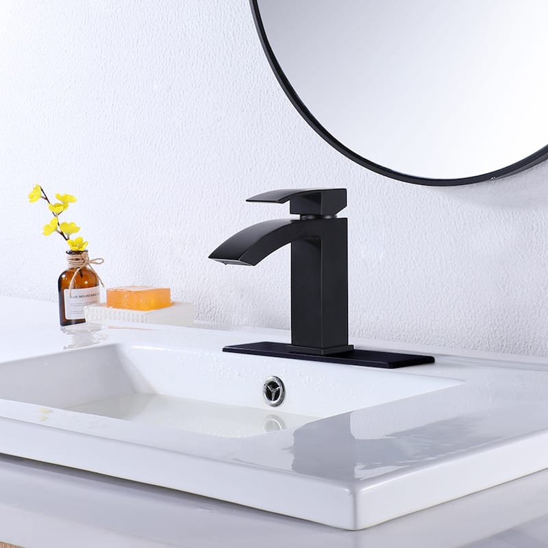 Single Handle Deck Mounted Bathroom Faucet with Deck Plate