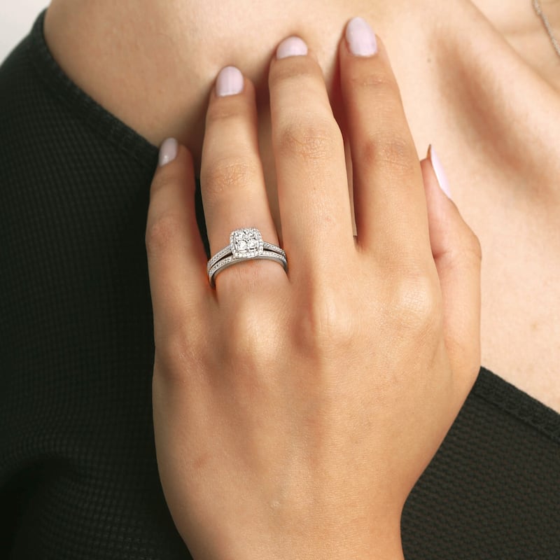 1/4ct TDW Diamond Cluster Halo Bridal Set in Silver for Women