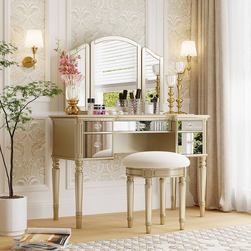 Elegant Makeup Vanities