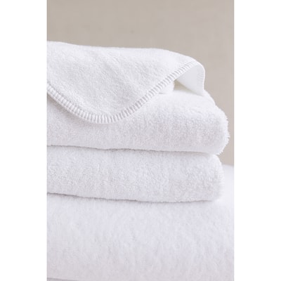 Jennifer Adams Lago Bath Towel