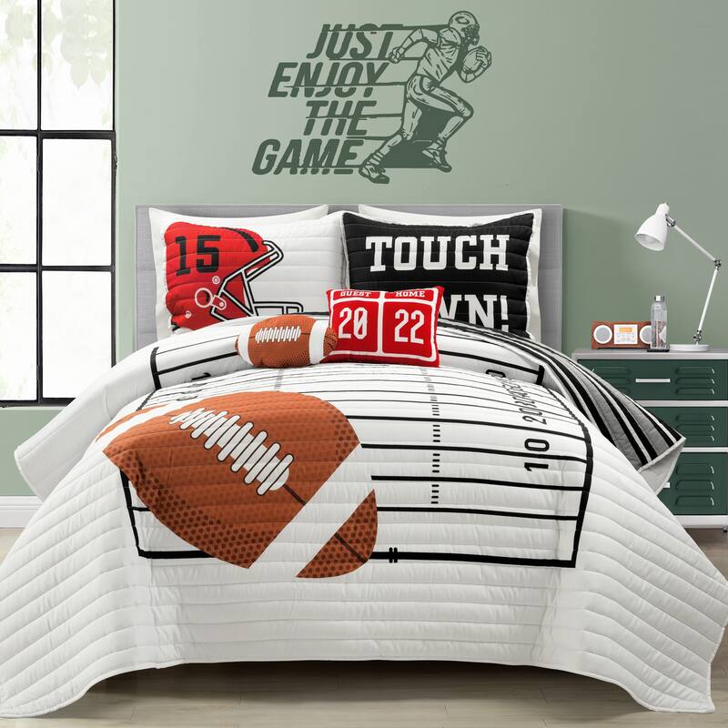 Lush Decor American Football Reversible Oversized Kids Quilt -  White/Black - Full - Queen
