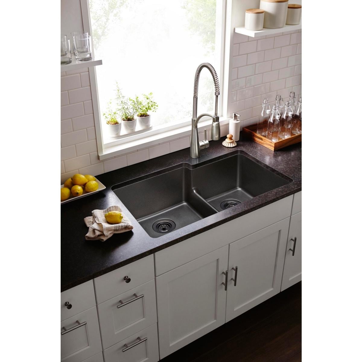 Elkay Quartz Classic 33" x 20-1/2" x 9-1/2", Offset 60/40 Double Bowl Undermount Sink with Aqua Divide