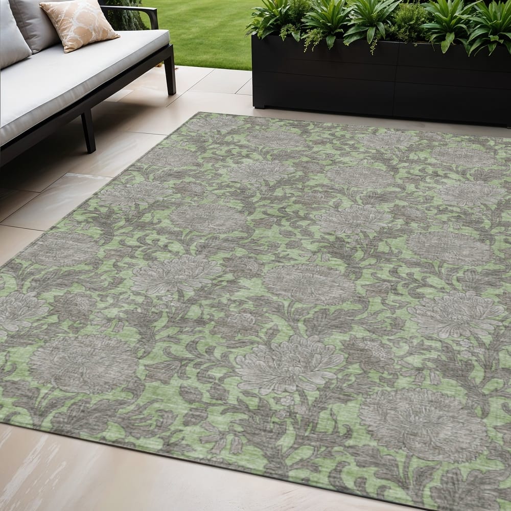 HomeRoots Floral Transitional Rectangle Outdoor Rug