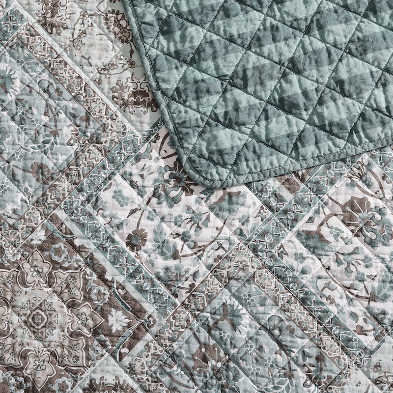 Stone Cottage Arell Reversible Cotton Quilt Set