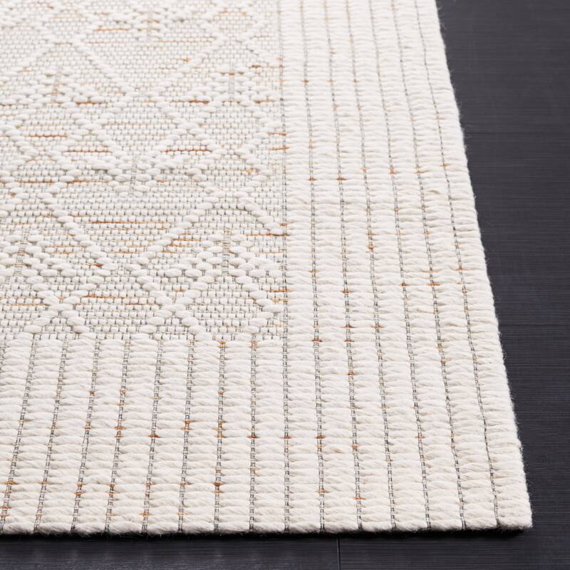 SAFAVIEH Handmade Marbella Wakako Modern Wool Rug