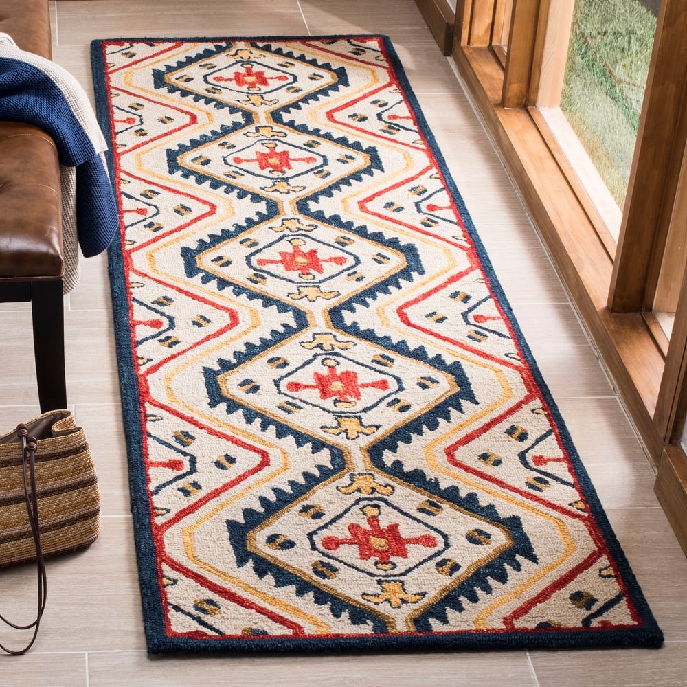 SAFAVIEH Handmade Aspen Rizumi Boho Tribal Wool Rug