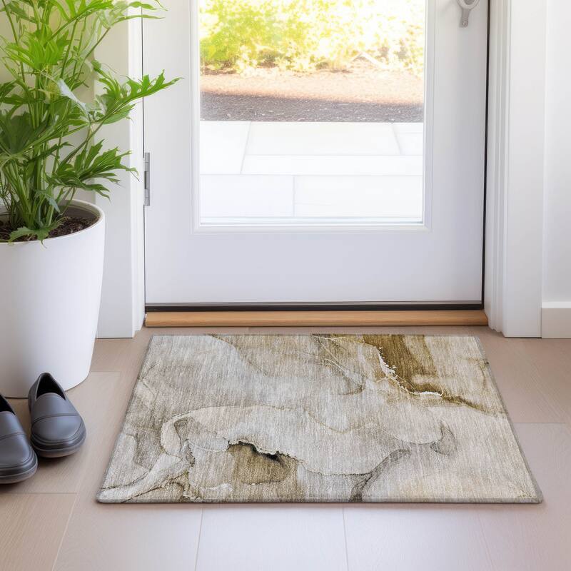 Machine Washable Indoor/ Outdoor Abstract Chantille Rug - Beige - 1'8" x 2'6"
