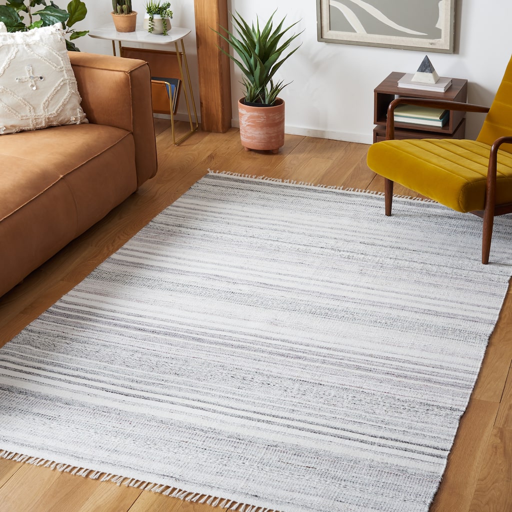 SAFAVIEH Handmade Kilim Rokhaya Transitional Rug