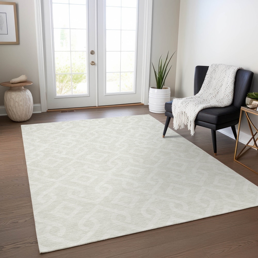 Machine Washable Indoor/ Outdoor Chantille Scroll Trellis Rug