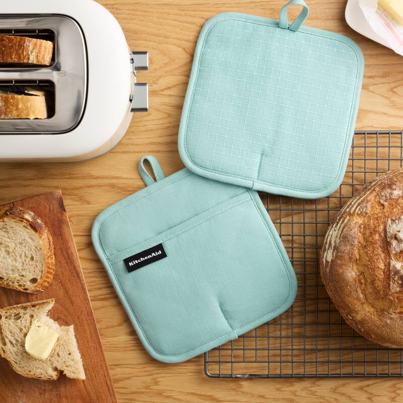 KITCHENAID Gourmet Series Gridlines Pot Holders 2-Pack Set, Heat Resistant up to 600°F, Soft Silicone Grip, Magnetic Cuff