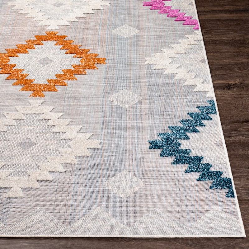 Gerta Indoor/ Outdoor Southwestern Diamond Area Rug