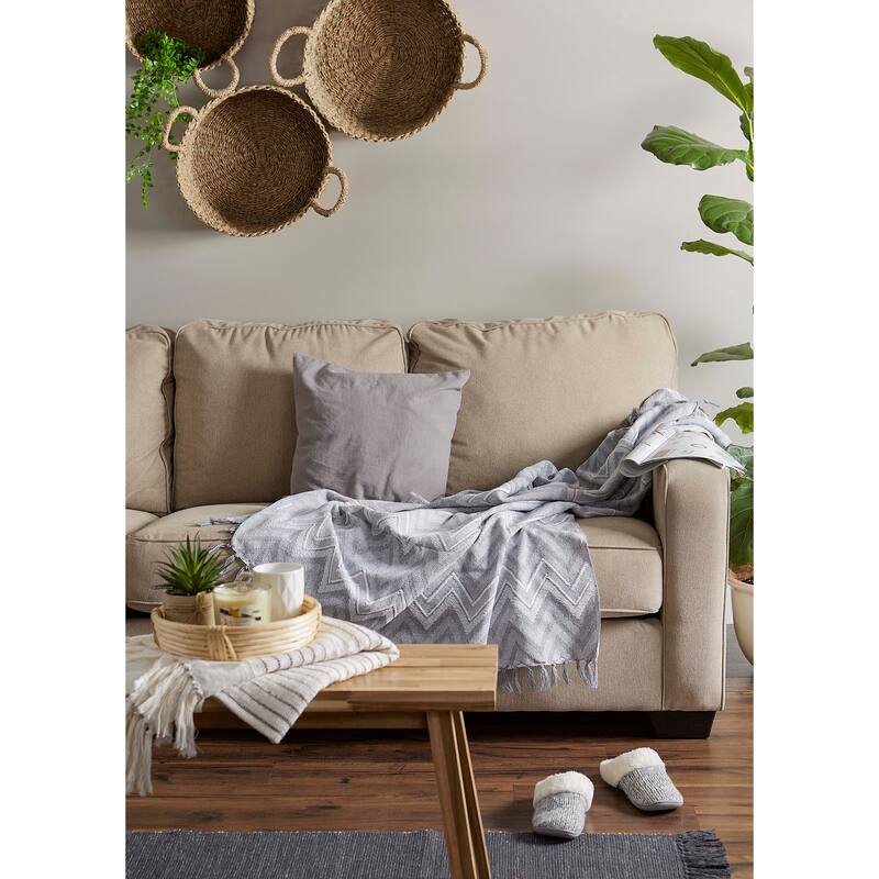 DII Zig-Zag Chevron Throw