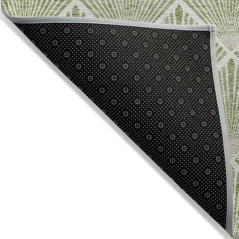 Machine Washable Indoor/ Outdoor Chantille Modern Shells Rug
