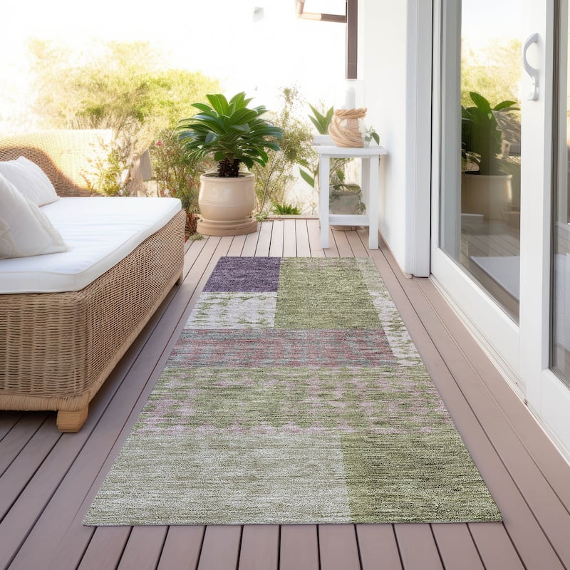 Machine Washable Indoor/ Outdoor Modern Blocks Chantille Rug - Green - 2'3" x 7'6"