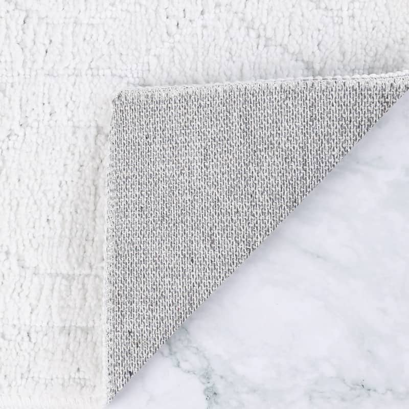 Blue Nile Mills Diamond Lattice Textured Non-Slip Washable Bath Rugs - Set of 2