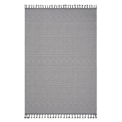 LOOM & LUXE Collection White/Geometric Indoor/Outdoor Area Rug