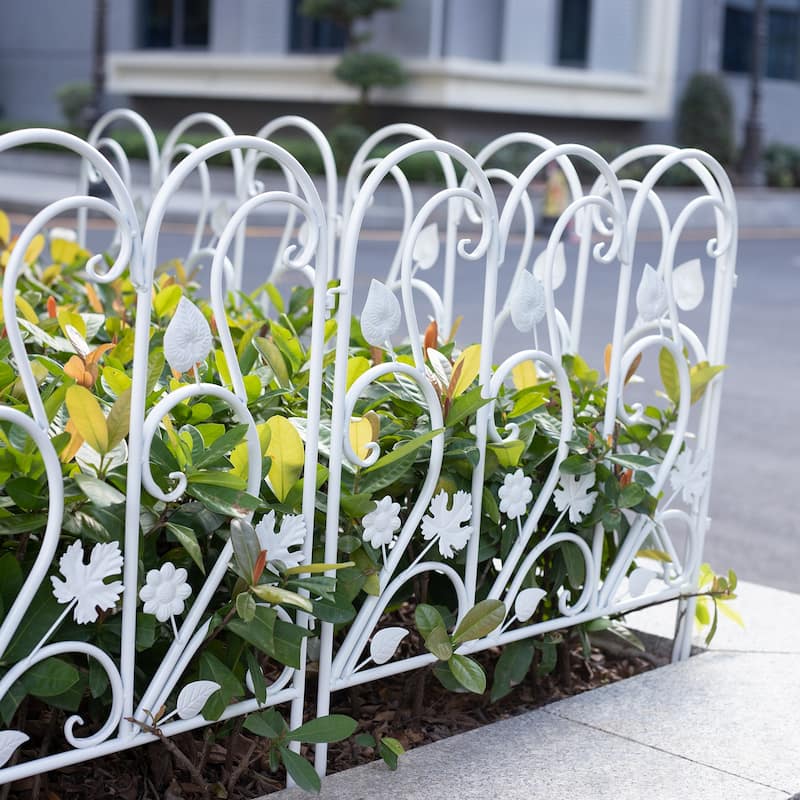 5X Folding Decorative Garden Fence Iron Animal Barrier Flower Border